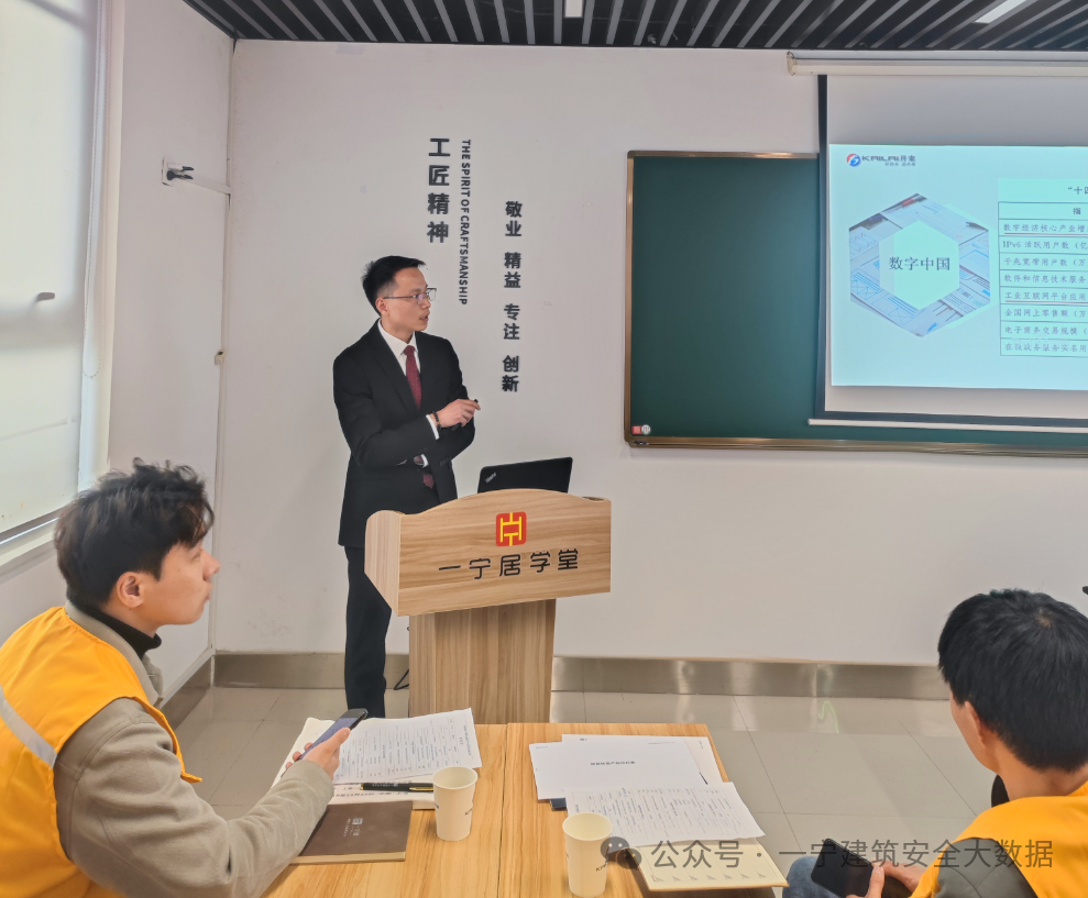 70c0d9f30fff83ef6fae28369d81d886.png 70c0d9f30fff83ef6fae28369d81d886.png